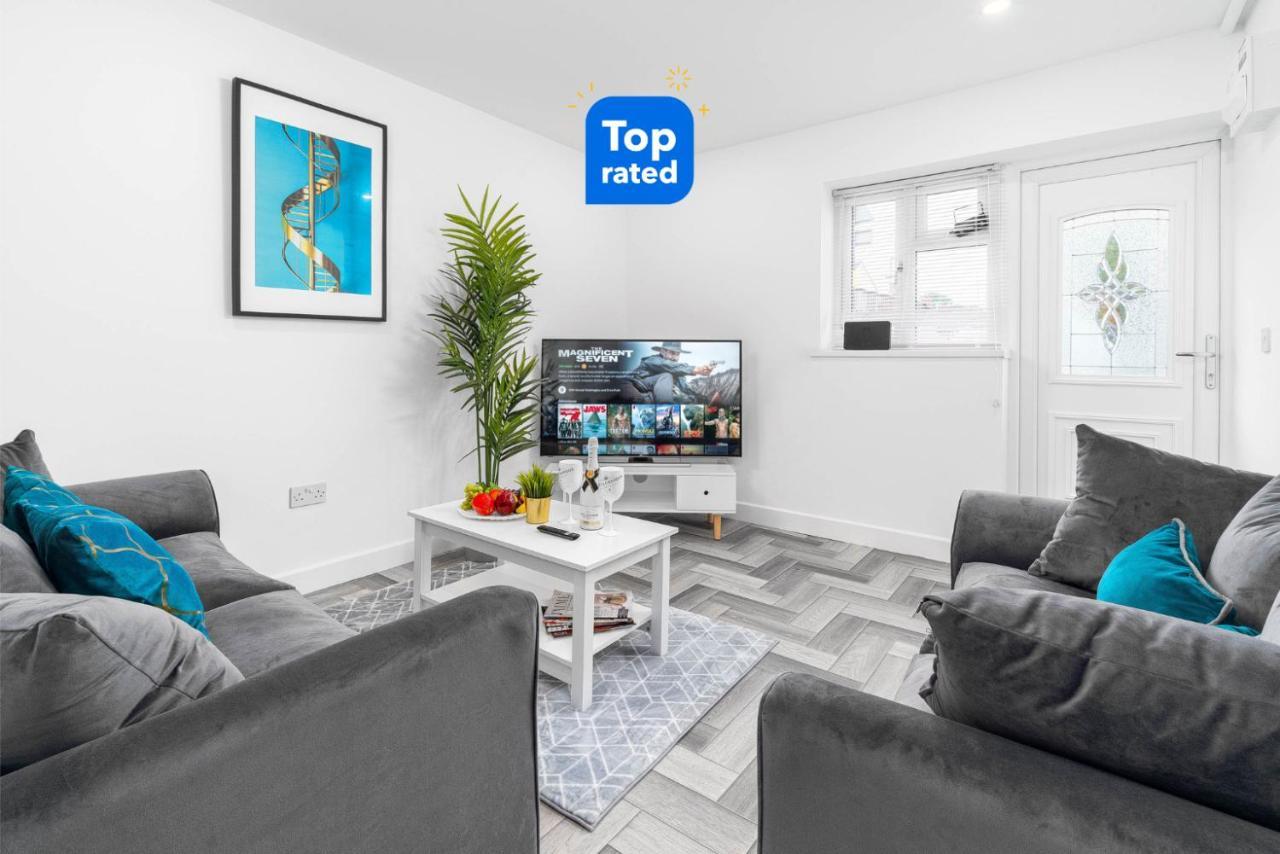 5 Bedroom House - 10 Guests - Multiple Off Street Parking - Garden - Smart Tv - Wifi - Contractors - Families - Groups Birmingham Exterior foto