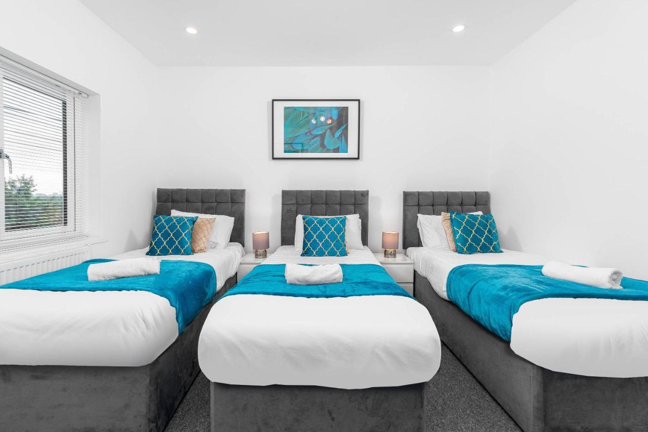 5 Bedroom House - 10 Guests - Multiple Off Street Parking - Garden - Smart Tv - Wifi - Contractors - Families - Groups Birmingham Exterior foto