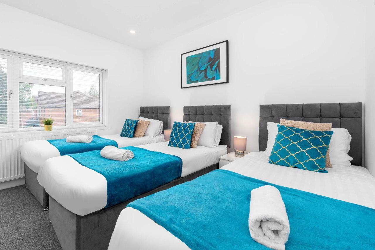 5 Bedroom House - 10 Guests - Multiple Off Street Parking - Garden - Smart Tv - Wifi - Contractors - Families - Groups Birmingham Exterior foto