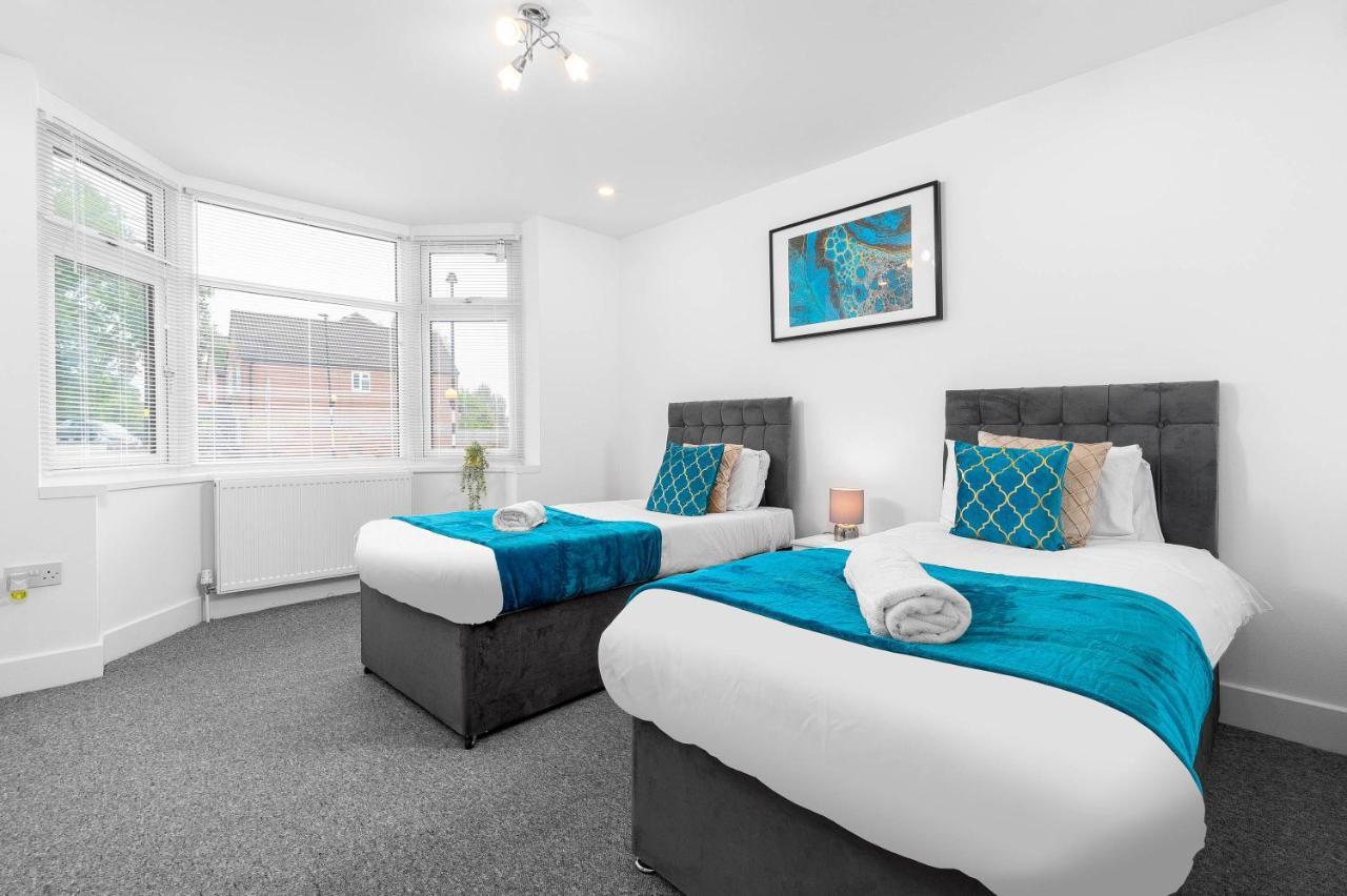 5 Bedroom House - 10 Guests - Multiple Off Street Parking - Garden - Smart Tv - Wifi - Contractors - Families - Groups Birmingham Exterior foto